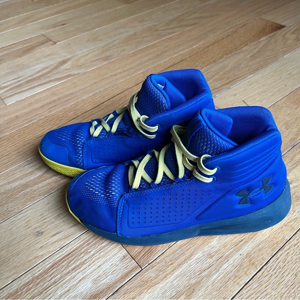 Under Armour Basketball Shoes